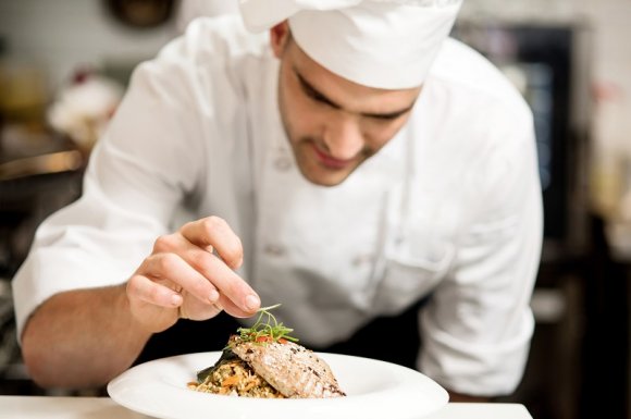 Spécialiste de la broderie sur tablier pour personnel de restauration Le Port